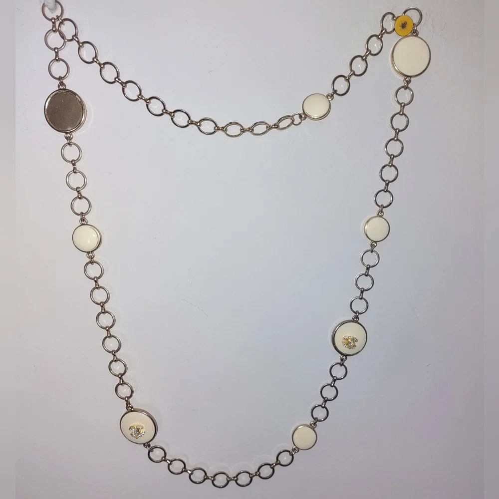 Fashionable Old Fashioned Necklace